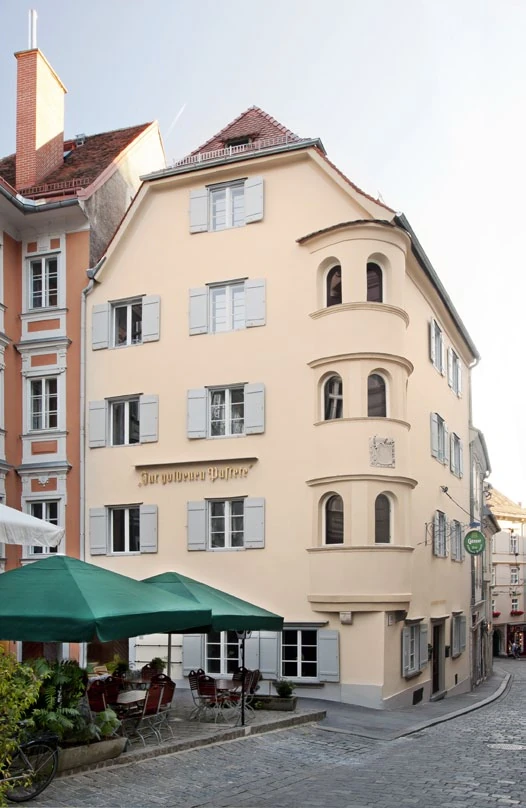 Straßenansicht